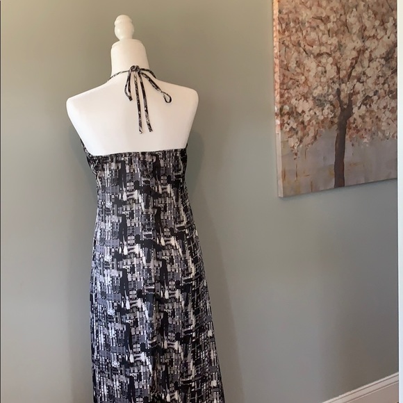 Sheer maxi dress from Romeo & Juliet Couture - Picture 4 of 8